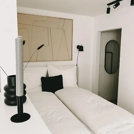 Bhh Living - Zentrale Lage, Ruhige Naechte, Perfekter Komfort شقة فندقية 3*