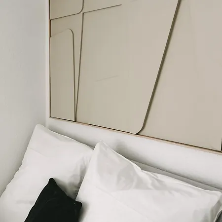Bhh Living - Zentrale Lage, Ruhige Nächte, Perfekter Komfort Aparthotel