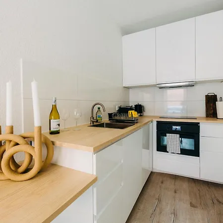 Bhh Living - Zentrale Lage, Ruhige Nächte, Perfekter Komfort Aparthotel