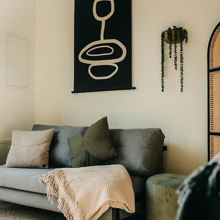 Bhh Living - Zentrale Lage, Ruhige Naechte, Perfekter Komfort Aparthotel