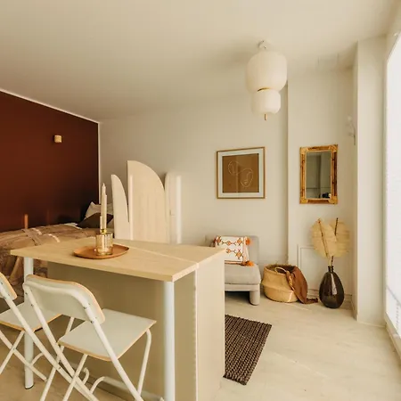 Bhh Living - Zentrale Lage, Ruhige Naechte, Perfekter Komfort *