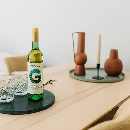 Bhh Living - Zentrale Lage, Ruhige Naechte, Perfekter Komfort Aparthotel *