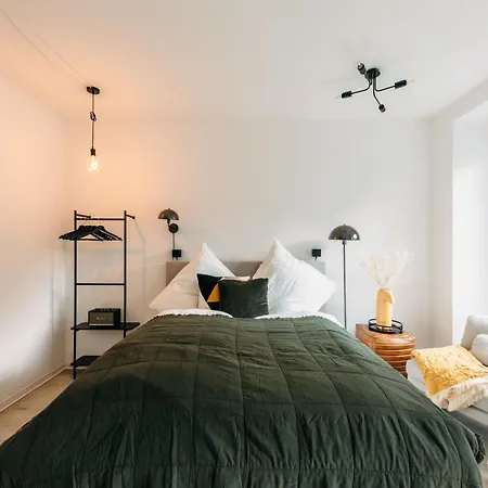 Bhh Living - Zentrale Lage, Ruhige Naechte, Perfekter Komfort