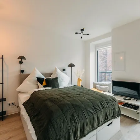 Bhh Living - Zentrale Lage, Ruhige Naechte, Perfekter Komfort Aparthotel