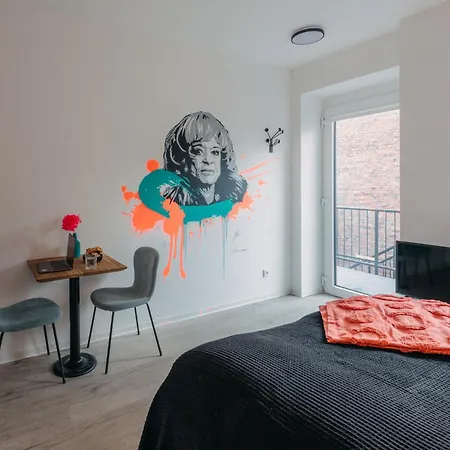 Bhh Living - Zentrale Lage, Ruhige Naechte, Perfekter Komfort
