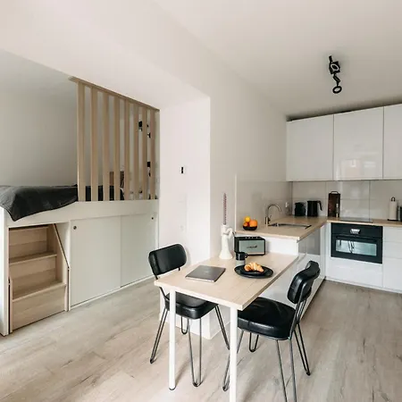 Aparthotel Bhh Living - Zentrale Lage, Ruhige Naechte, Perfekter Komfort *