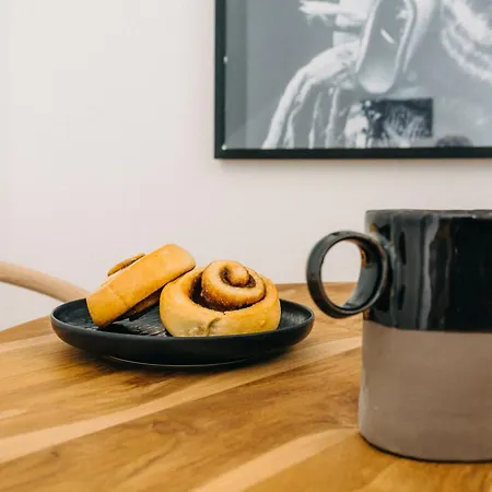 Aparthotel Bhh Living - Zentrale Lage, Ruhige Naechte, Perfekter Komfort