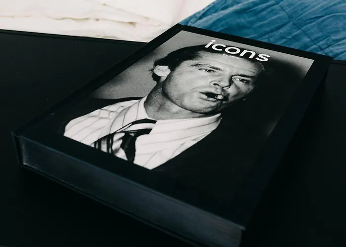 Bhh Living - Zentrale Lage, Ruhige Naechte, Perfekter Komfort Apartahotel