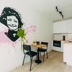 Apartmanhotel Bhh Living - Zentrale Lage, Ruhige Naechte, Perfekter Komfort Düsseldorf