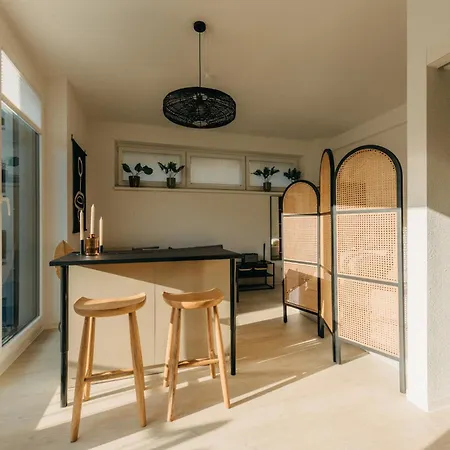 Апарт-отель Bhh Living - Zentrale Lage, Ruhige Naechte, Perfekter Komfort *