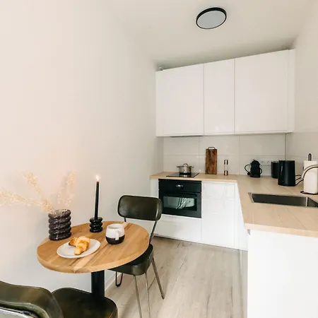 Апарт-отель Bhh Living - Zentrale Lage, Ruhige Naechte, Perfekter Komfort Дюссельдорф