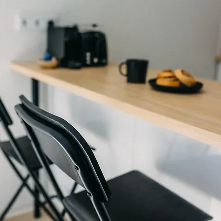 Bhh Living - Zentrale Lage, Ruhige Naechte, Perfekter Komfort