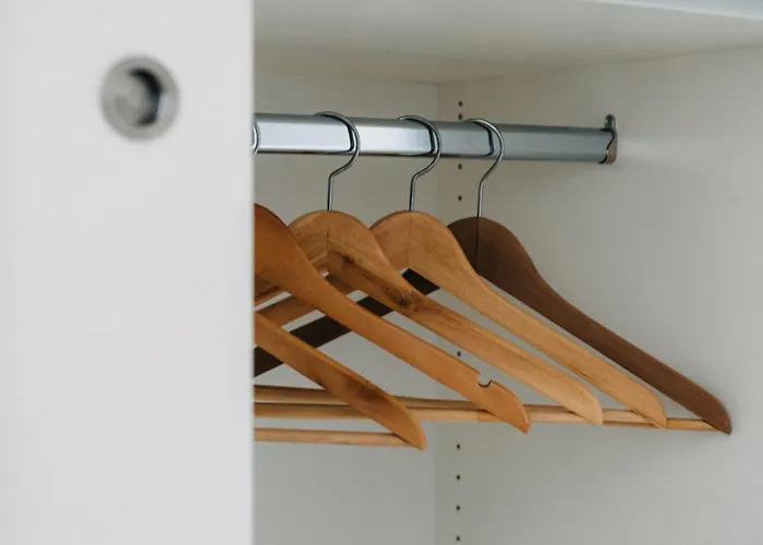 Bhh Living - Zentrale Lage, Ruhige Naechte, Perfekter Komfort Apartmanhotel