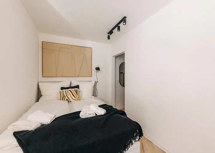 Bhh Living - Zentrale Lage, Ruhige Naechte, Perfekter Komfort 杜塞尔多夫