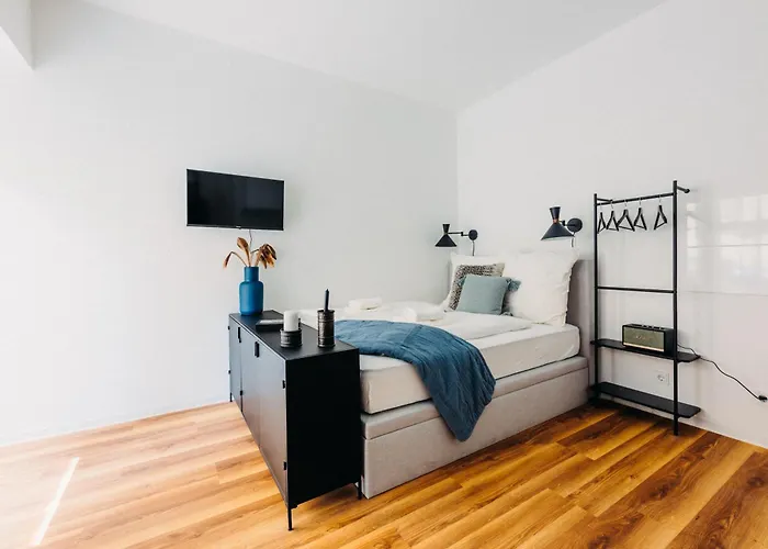 Bhh Living - Zentrale Lage, Ruhige Naechte, Perfekter Komfort